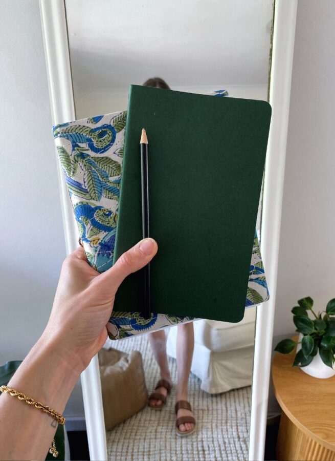 Understand Your Personal Style With These Journaling Promts